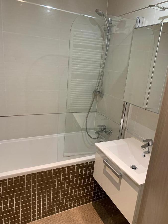Residence Garden Tower - 8 Min Do Centra, Garaz Πράγα Εξωτερικό φωτογραφία
