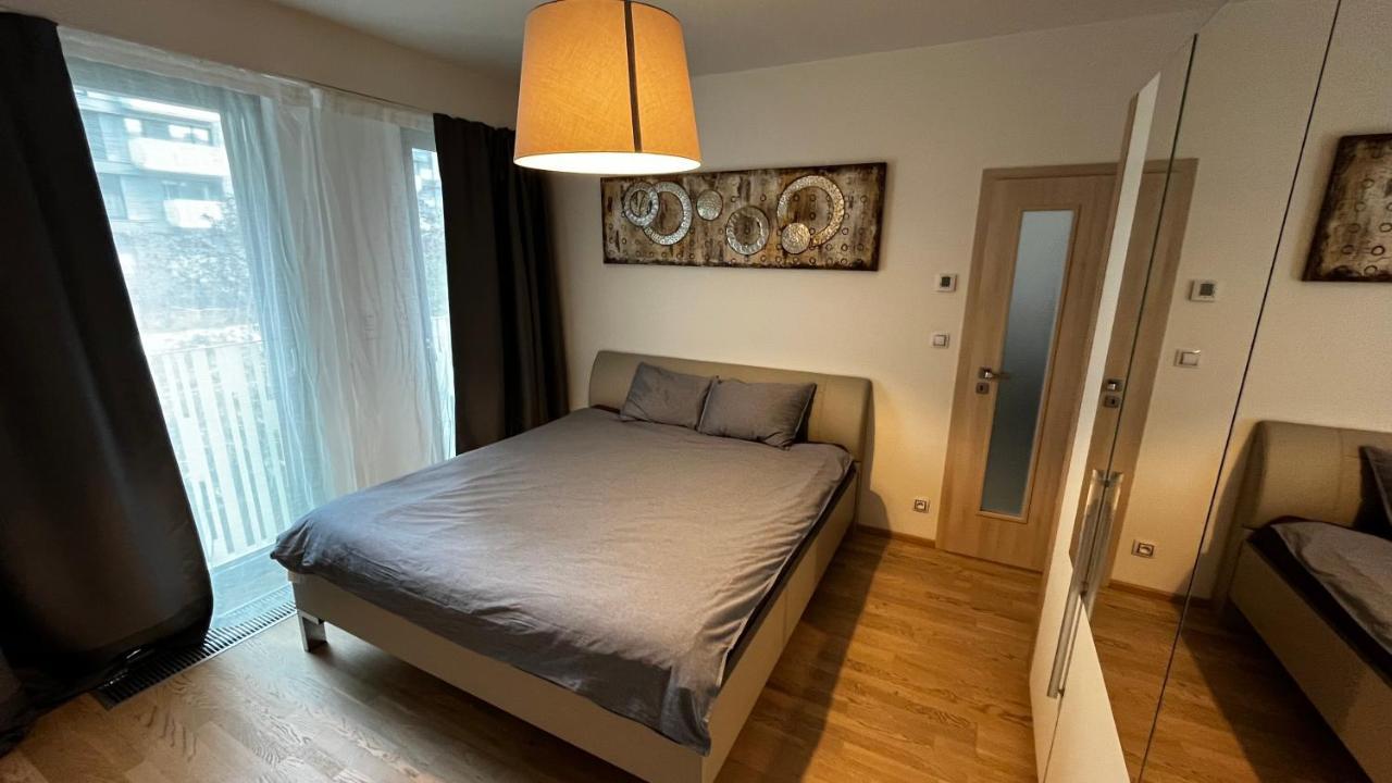 Residence Garden Tower - 8 Min Do Centra, Garaz Πράγα Εξωτερικό φωτογραφία