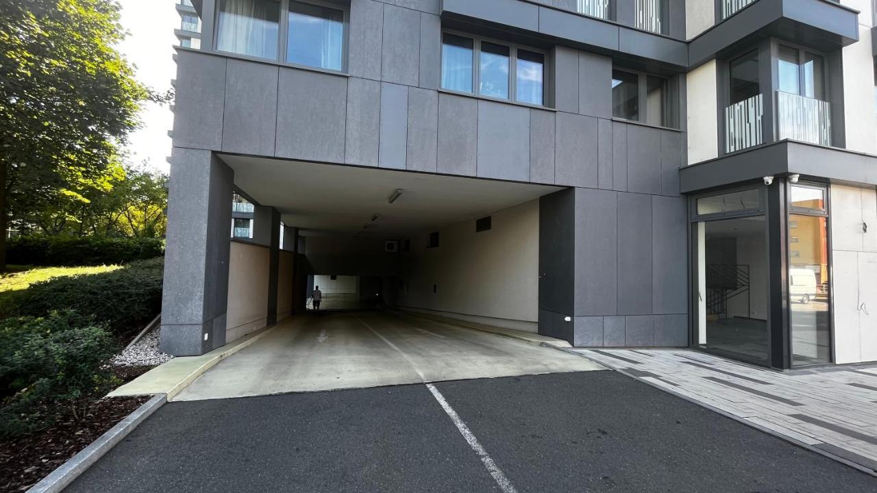 Residence Garden Tower - 8 Min Do Centra, Garaz Πράγα Εξωτερικό φωτογραφία